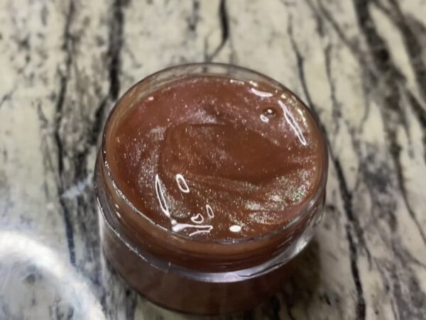 Bal Harbour Lip Gloss (Chameleon Mauve) - Image 3